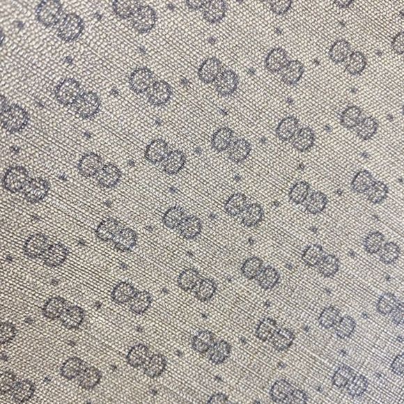 Vintage Gucci Tan Canvas Shoulder Bag - 14" x 16" x 3” - Picture 4 of 10